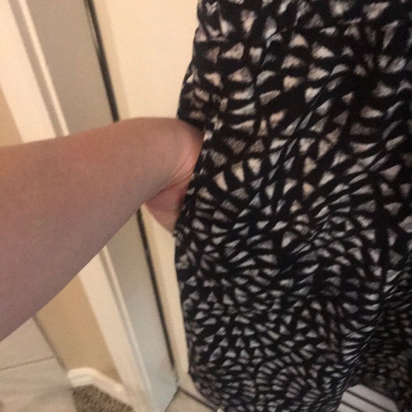 Dress - Picture 3 of 5